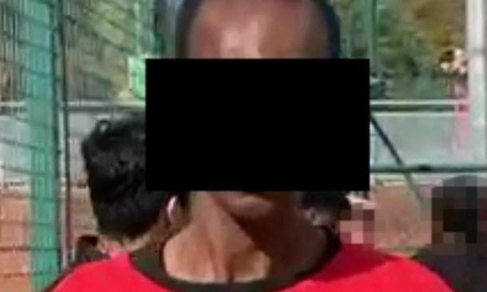 Αδιανόητο! 40χρονος μετανάστης δεκτός σε γυμνάσιο της Βρετανίας για να πάρει άσυλο